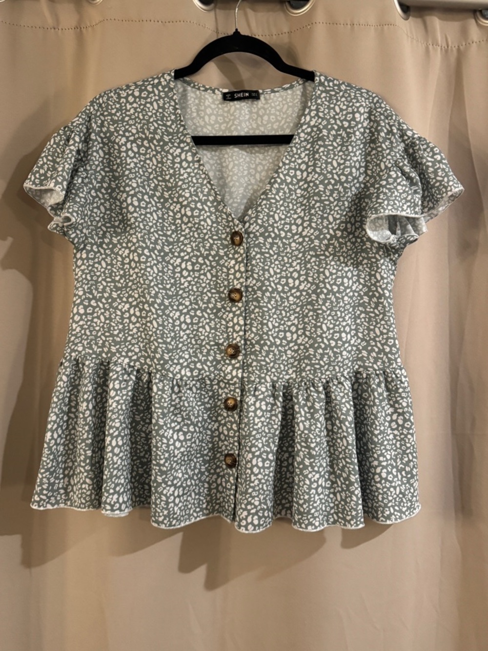 SHEIN Sage Green Button-Front Peplum Top